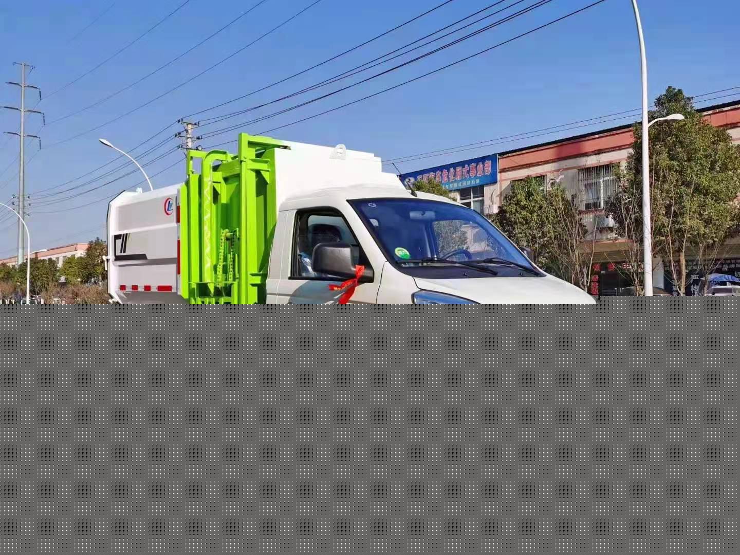 掛桶垃圾車(chē)