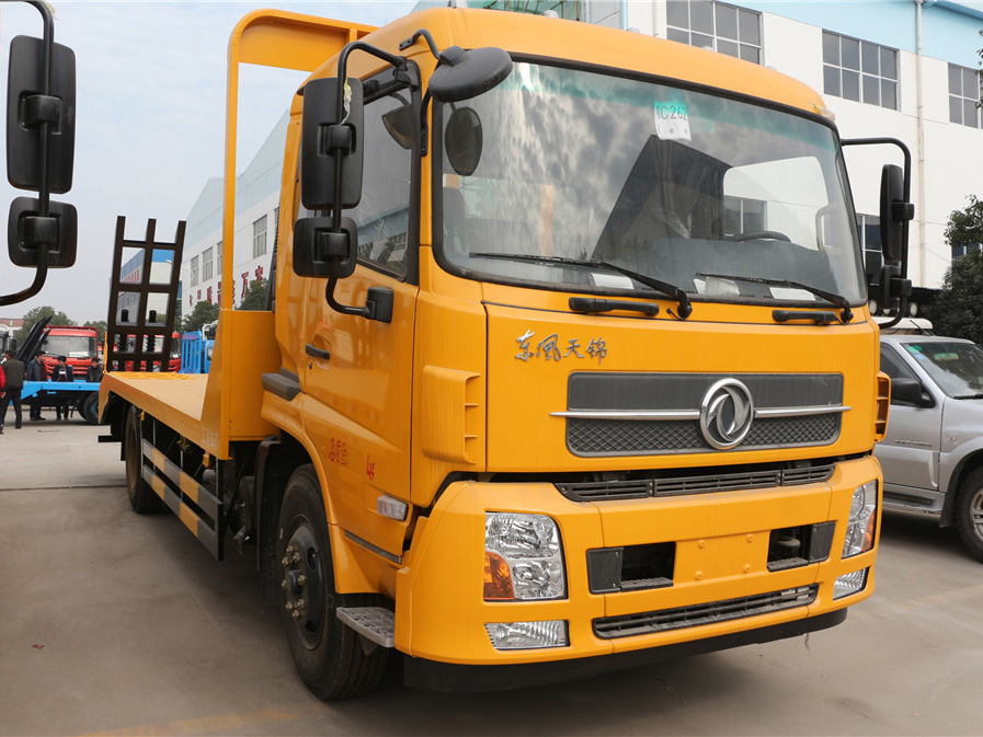 東風(fēng)天錦CLW5164TPBD5平板運輸車