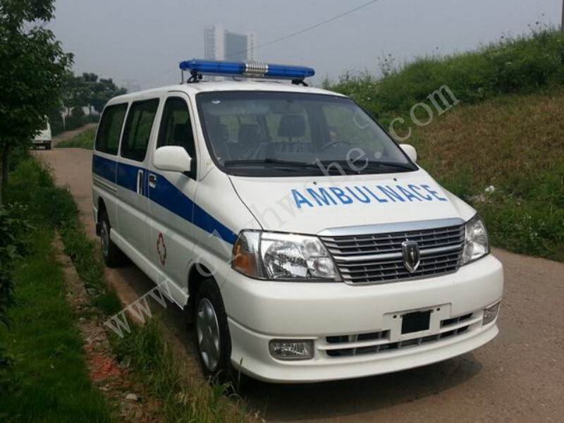 金杯閣瑞斯轉(zhuǎn)運(yùn)型救護(hù)車(chē)