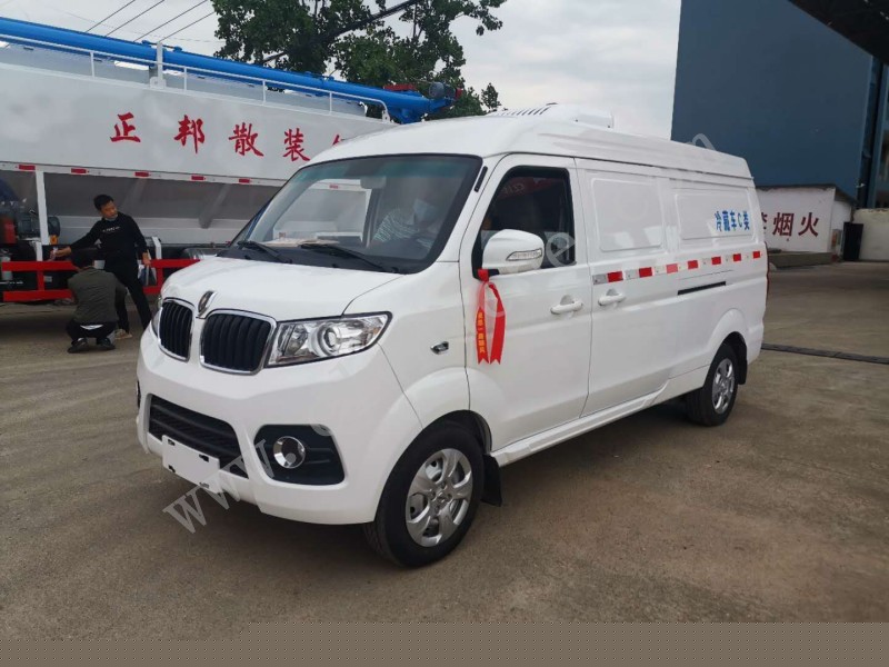 ?金杯小海獅X30疫苗冷藏車(chē)（容積：3，1.8立方）